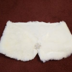 Faux Fur Wedding Wrap with diamond brooch